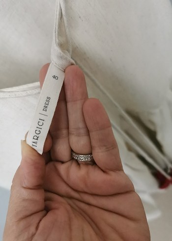 38 Beden Yargıcı Nakışlı Kolsuz Mini Bohem Elbise