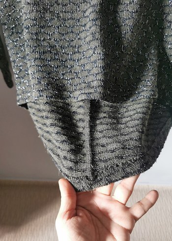 Gri Zincir Detaylı Bohem Kadın Kazak - Görsel 6