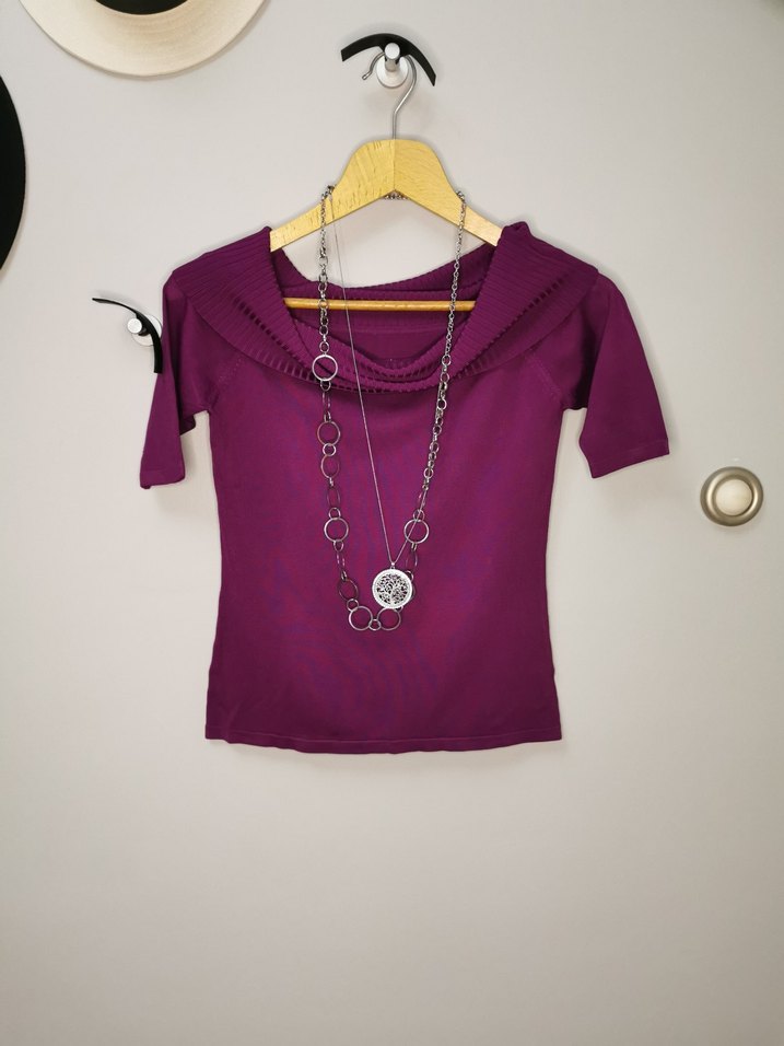 Mor Zincir Detaylı Kayık Yaka Kadın Kazak - Görsel 2