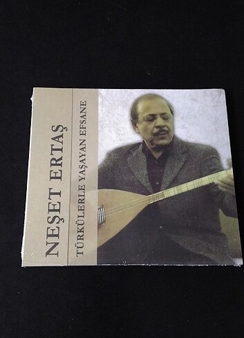 Neşet Ertaş - Türkülerle Yaşayan Efsane Cd
