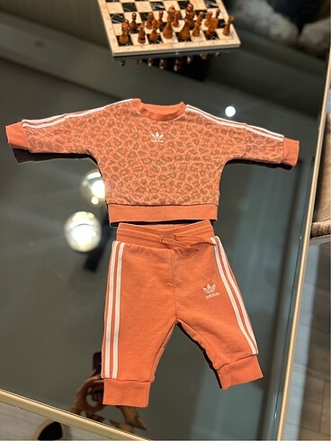 Adidas bebek eşofman takımı