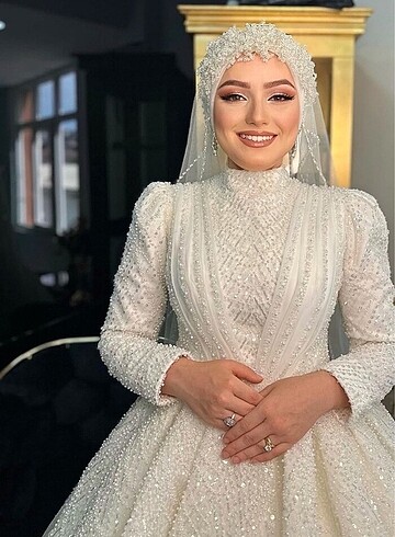 Tesettür kaburga model gelinlik