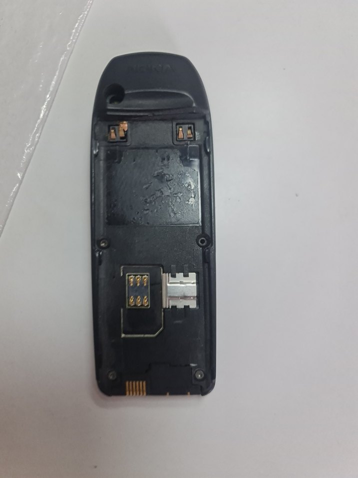 Nokia Siyah Klasik Cep Telefonu 6210 - Görsel 2