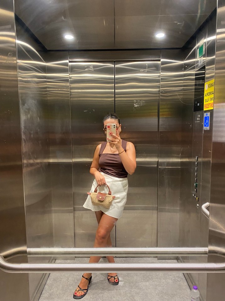 Düğme Detaylı Beyaz Mini Etek - Görsel 2