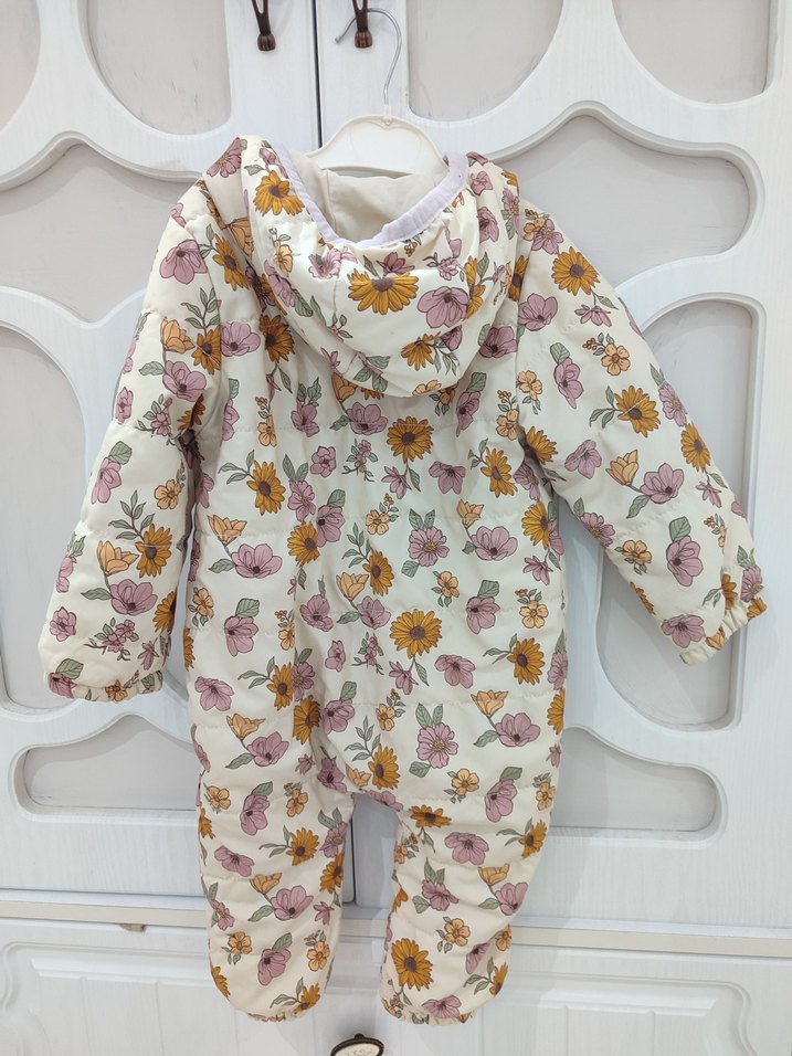 Kapüşonlu Çiçek Desenli Bebek Tulumu - Görsel 3