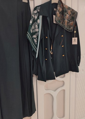 Stella McCartney Tesettur Takim Koyu Yesil Cicekli Sal Altin Detayli Blazer