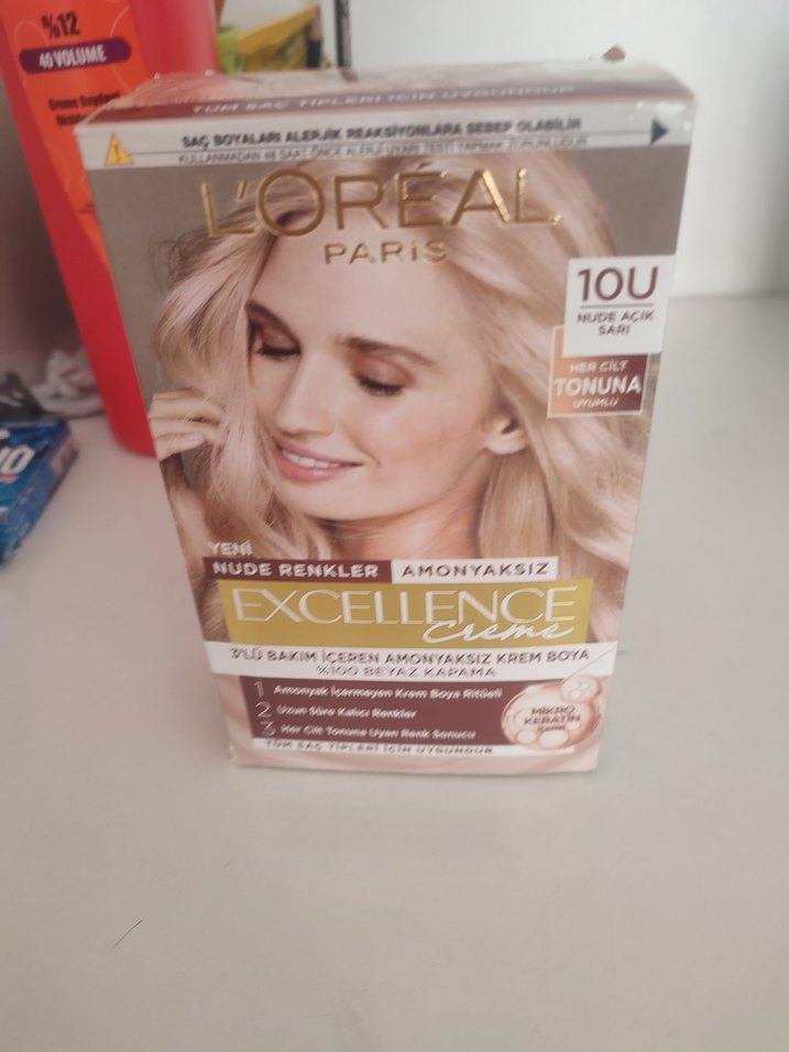 L'Oréal Excellence Creme 10U Nude Açık Sarı Saç Boyası - Görsel 2