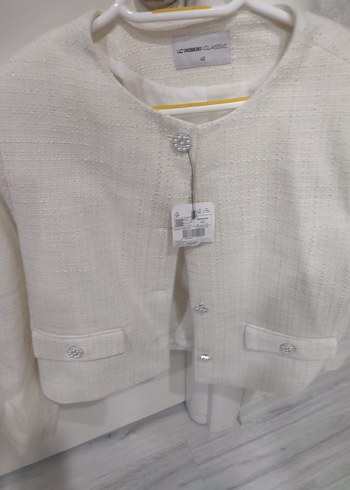 Düğmeli Beyaz Midi Kadın Ceket - Görsel 3