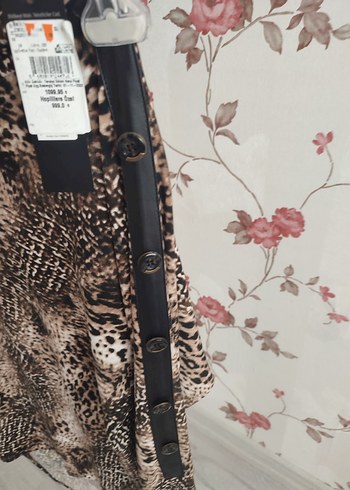 Selen MarkaKahverengi Yılan Desenli Uzun Kollu Bluz - Görsel 4