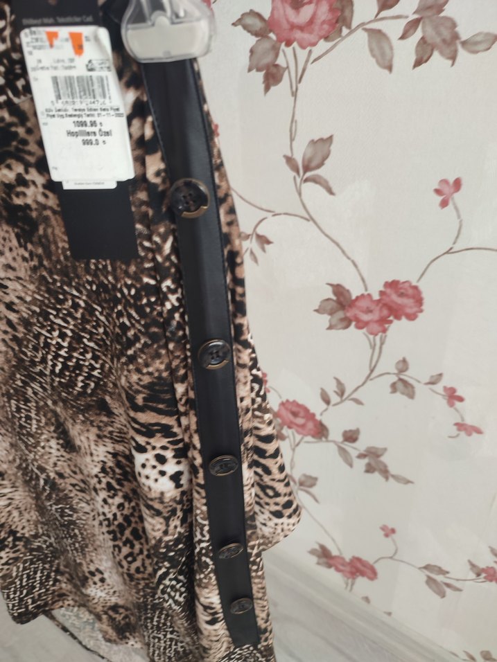 Selen MarkaKahverengi Yılan Desenli Uzun Kollu Bluz - Görsel 4