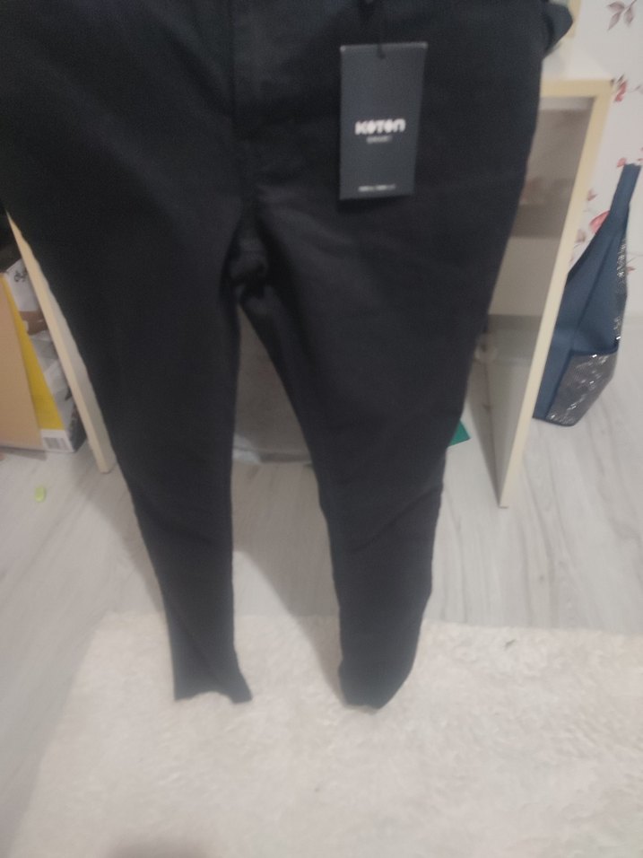 Kotondan Erkek Çocuk Siyah Midi Kot Pantolon - Görsel 4