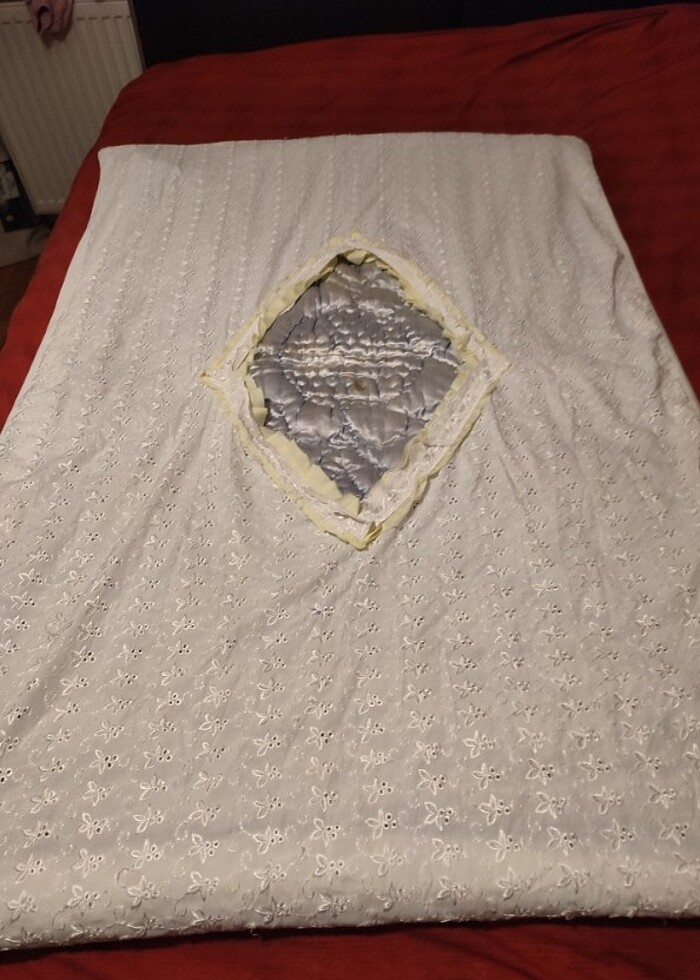 Nakışlı kalın Yün Yorgan  - Görsel 3