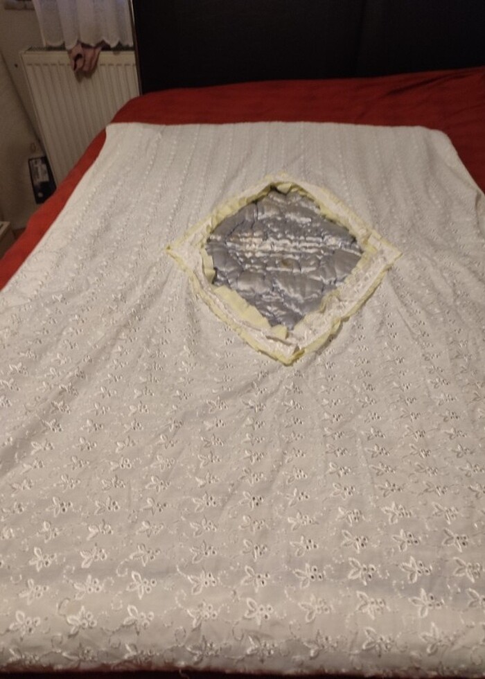 Nakışlı kalın Yün Yorgan  - Görsel 5