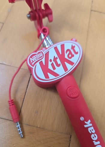 Renkli Kırmızı KitKat Selfie Çubuğu - Görsel 2