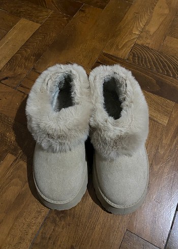 38 Beden ten rengi Renk Ugg Bot
