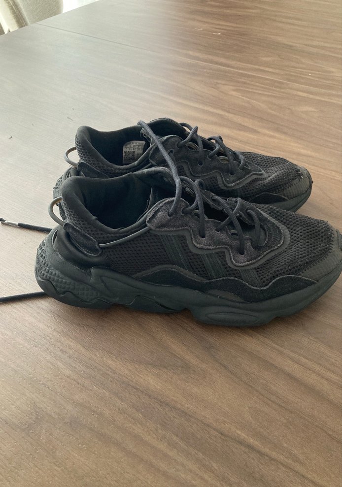 Adidas siyah spor ayakkabı - Görsel 2