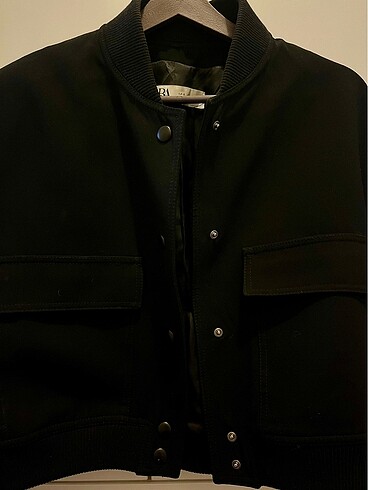 Zara Zata bomber