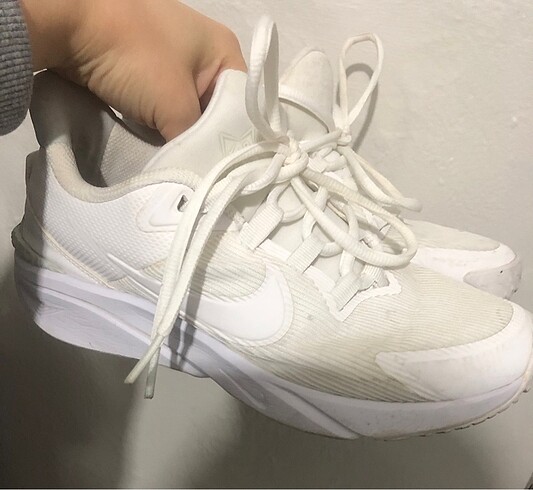 Nike beyaz spor ayakkabı