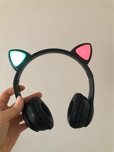 Kedi desenli kulaklık