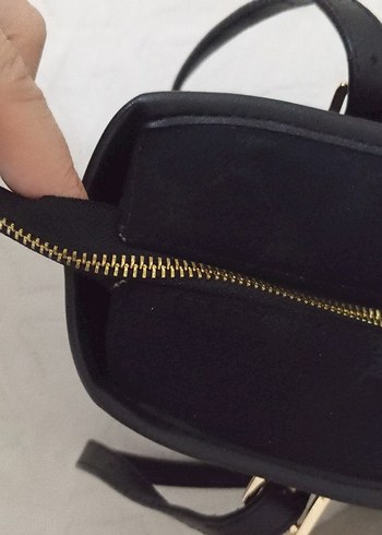 Siyah Tokalı Kadın Süet Çanta - Görsel 4