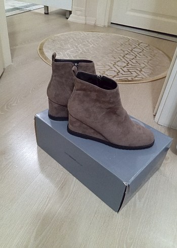 Süet Kadın Topuklu Bot - Görsel 3