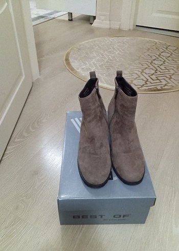 Süet Kadın Topuklu Bot - Görsel 2