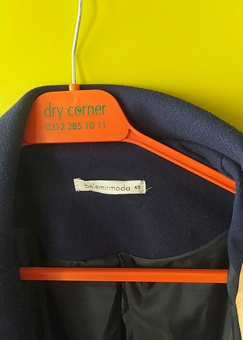 Lacivert kuşaklı uzun kaban - Görsel 3