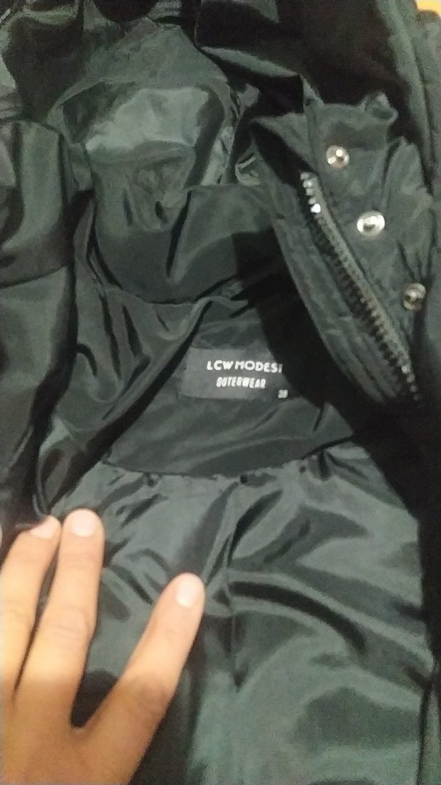 Kadın Siyah Kapüşonlu Uzun Kışlık Mont - Görsel 2