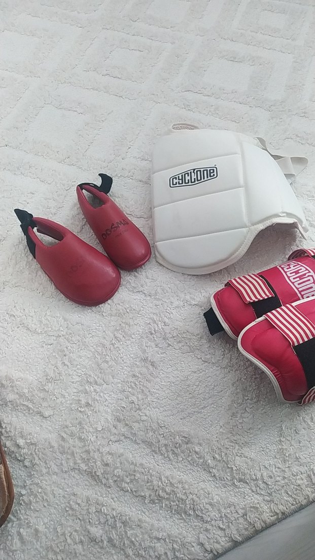 Kırmızı Deri Velcro Boks Eldiveni - Görsel 2