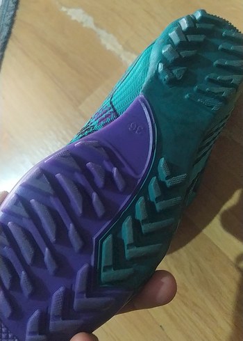 Turkuaz Erkek Futbol Ayakkabısı Velcro Bantlı 36 numara - Görsel 2