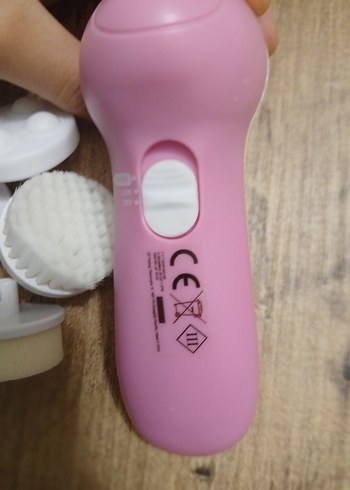 Beyaz Yüz Temizleme Cihazı ve Başlık Seti - Görsel 10