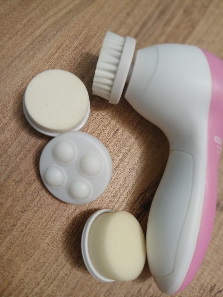 Beyaz Yüz Temizleme Cihazı ve Başlık Seti - Görsel 4