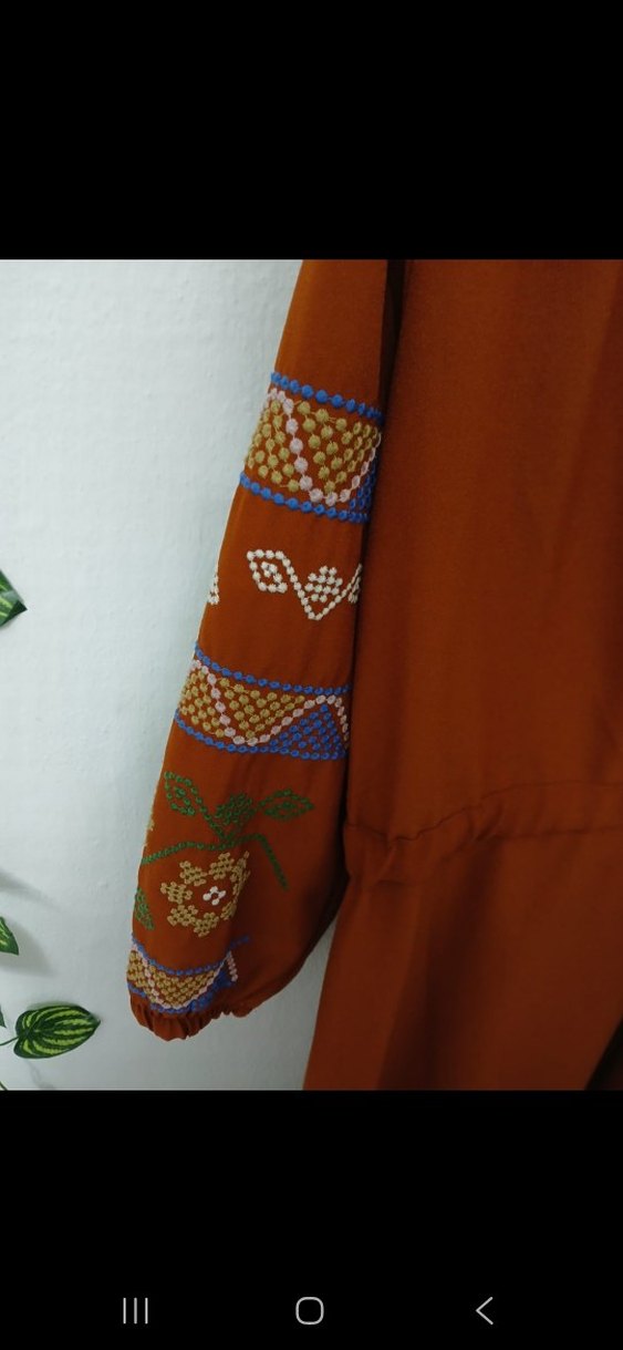 Nakışlı Kemerli Uzun Kırmızı Bohem Elbise - Görsel 3