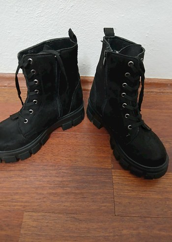 Siyah Süet Kadın botu - Görsel 3