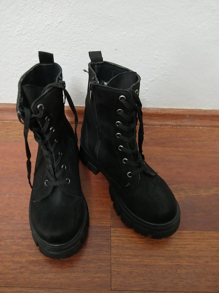 Siyah Süet Kadın botu - Görsel 2