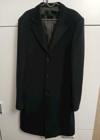 Düğmeli Siyah Kaban - Görsel 2