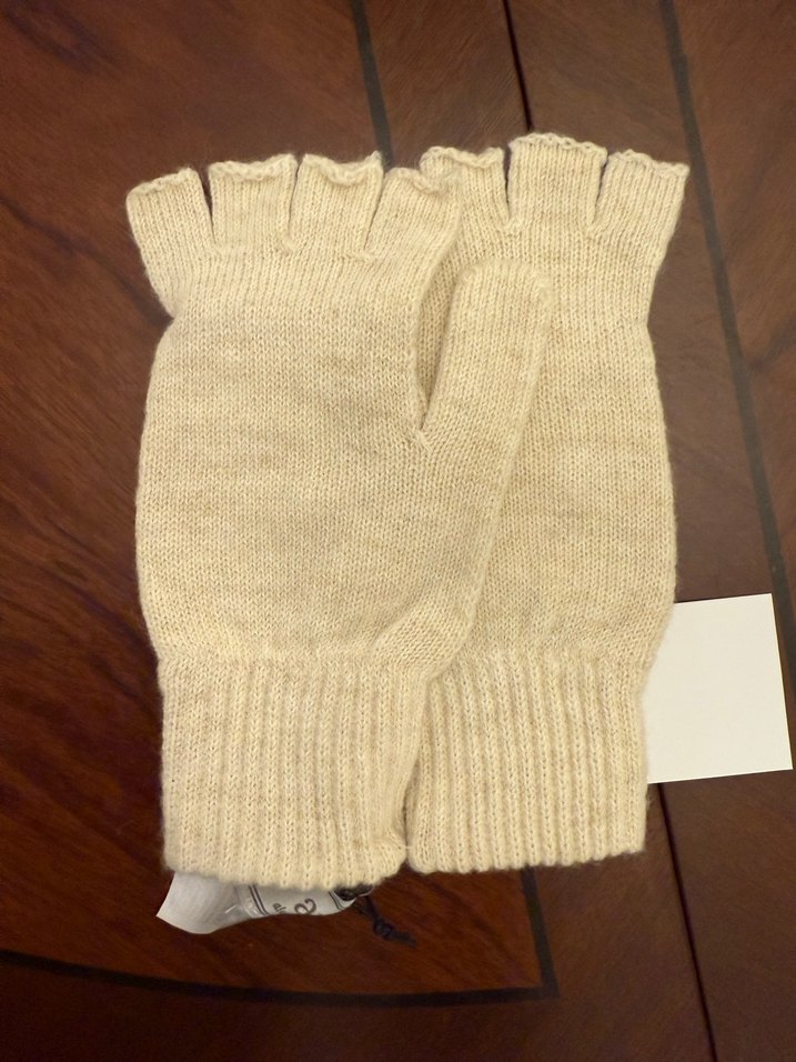 Ami Bej Örgü Parmaksız Eldiven - Görsel 3