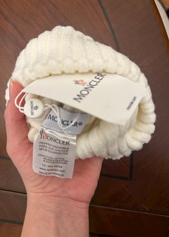 Moncler Beyaz Kürklü Kadın Yün Bere - Görsel 3