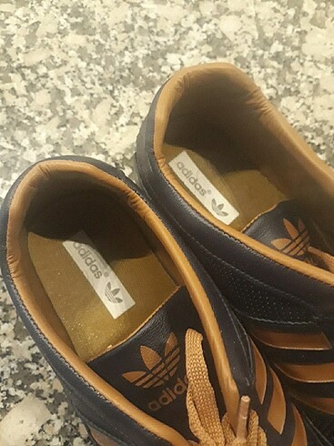 Adidas Erkek ayakkabi 44 nmr