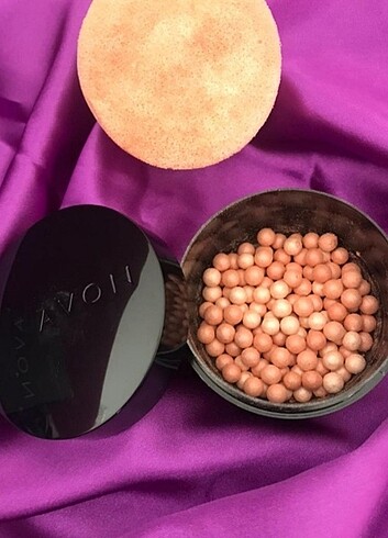 Avon True İncili Allık
