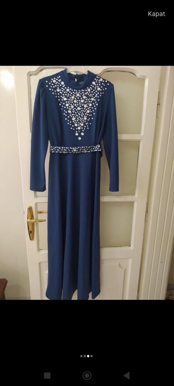 Parlak Mavi Uzun Kollu İşlemeli Abiye Elbise - Görsel 2