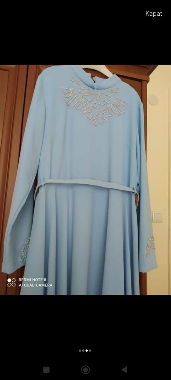 Mavi Nakışlı Uzun Kollu Uzun Elbise - Görsel 2