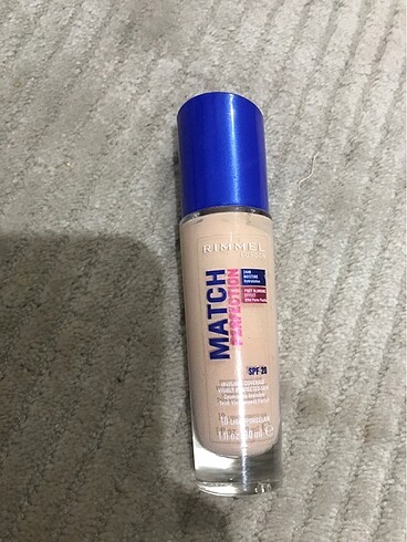 Rimmel london fondöten