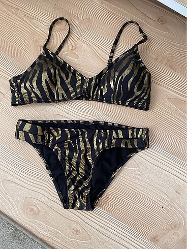 Trendyol & Milla Zebra gold desen bikini