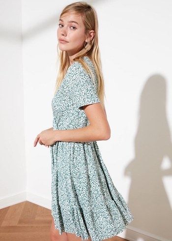 Örme yeşil desenli elbise - Görsel 4