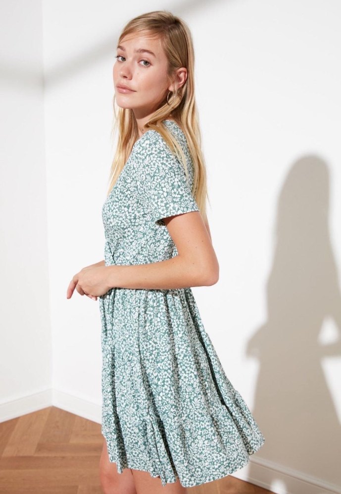 Örme yeşil desenli elbise - Görsel 4