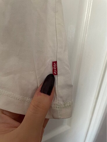 Levis tişört