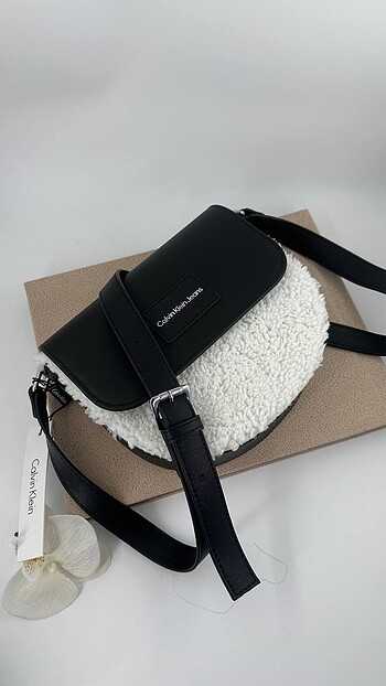 calvin klein çanta