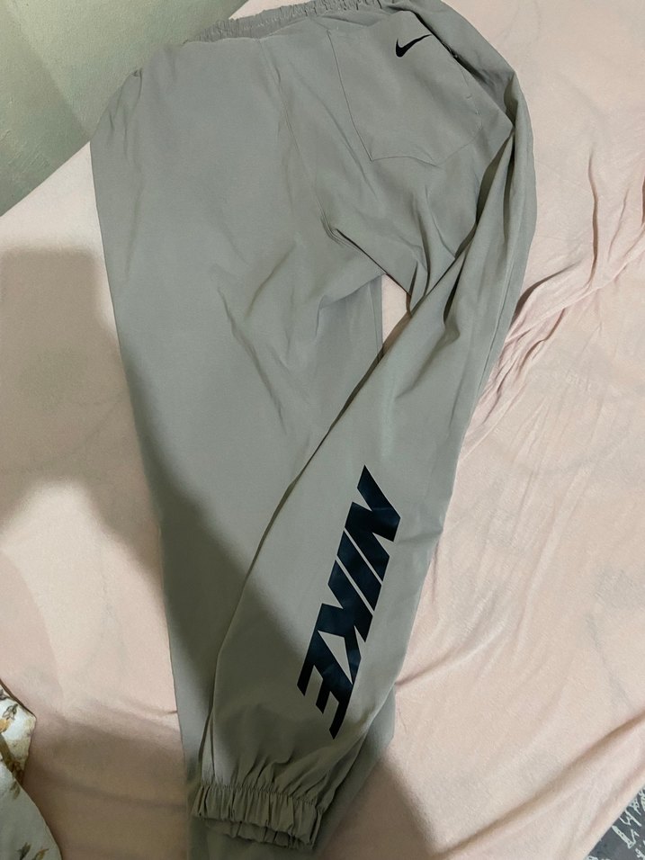 Nike Gri Rahat Kesim Outdoor Eşofman Altı - Görsel 3