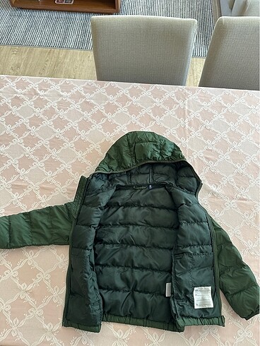 4 Yaş Beden haki Renk Uniqlo 3-4 yaş mont